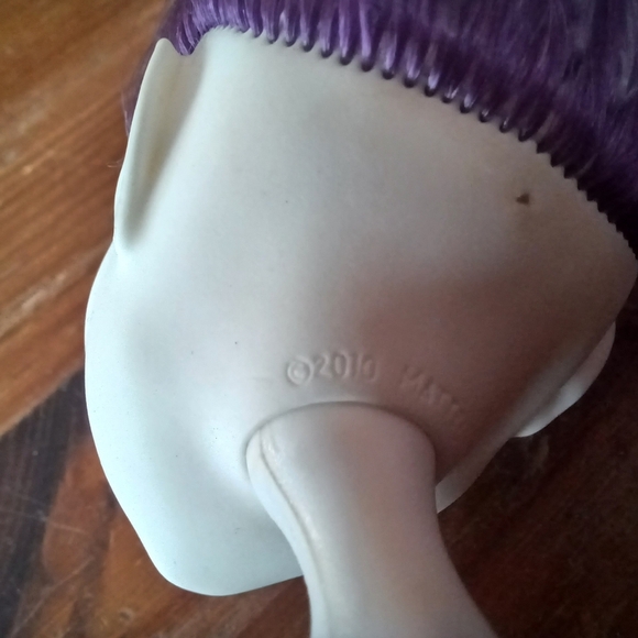 Monster High 2010 Mattel Ghoul Sports Spectra Vondergeist Doll Tennis - Picture 9 of 10